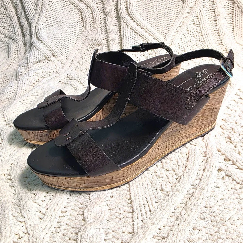 Donald J Pliner Platform Wedge Sandals Brown Leather T-Strap Women 9.5 Excellent